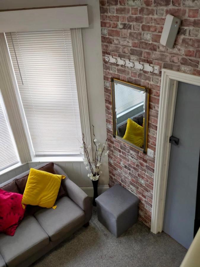 Cute & Cosy Loft-Style Studio Close To Beach Apartamento Bournemouth Exterior foto